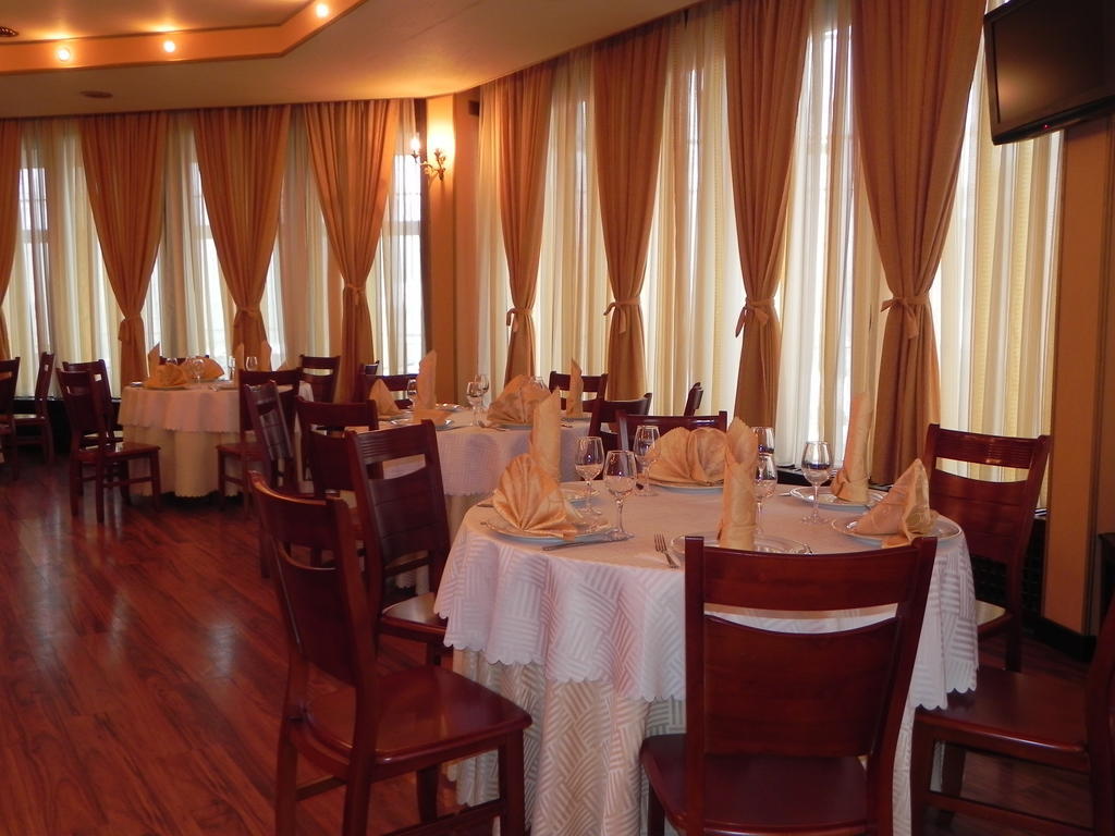 קלרשי Hestia Hotel מראה חיצוני תמונה