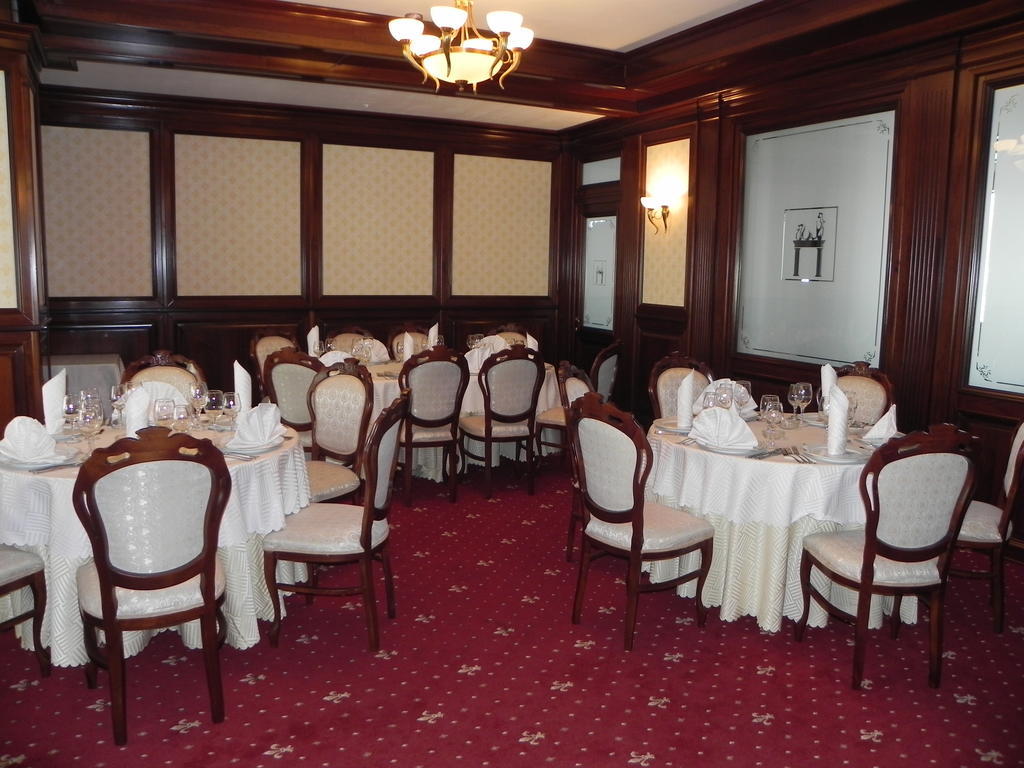 קלרשי Hestia Hotel מראה חיצוני תמונה